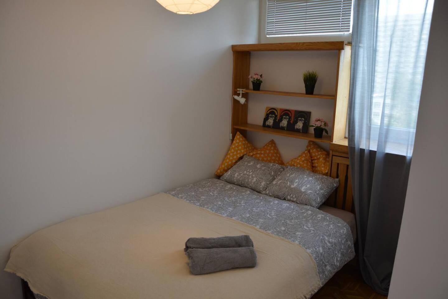 Ohmyhome - Sunny Apartment In City Center Warsaw Luaran gambar